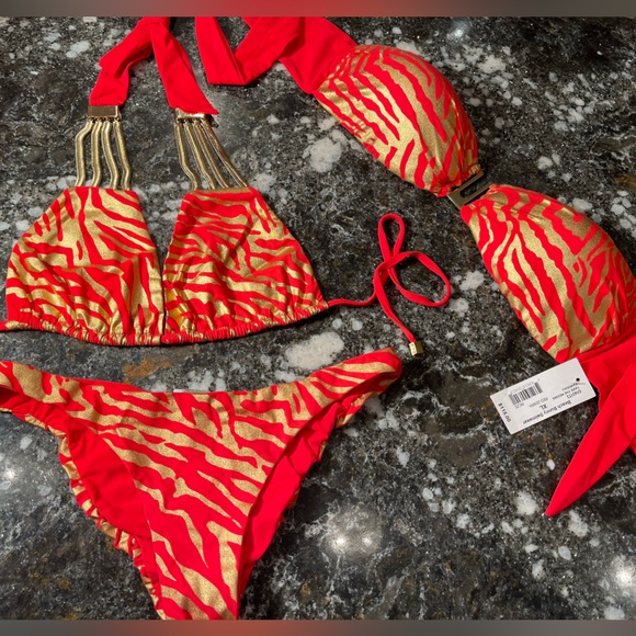 Like new, NWOT 3 piece Beach Bunny bikini XL tops, L bottoms - Picture 6 of 14